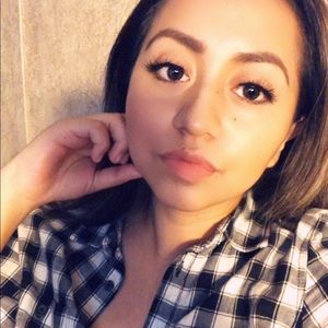 Meet your Posher, Karla